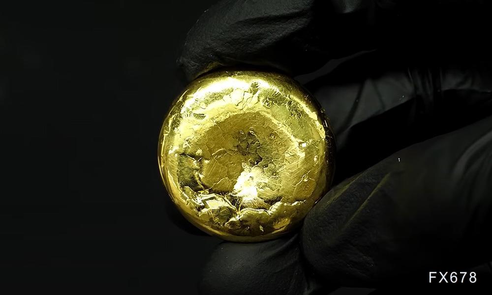 策略师称金银短期将加速冲高，预警全球债务危机